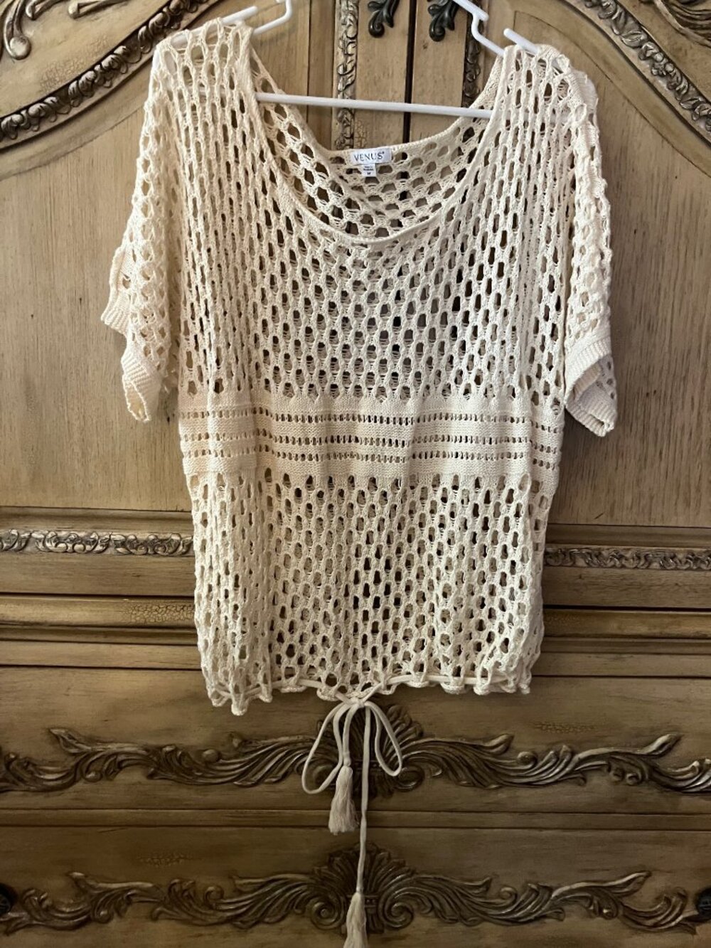 VENUS - Beige Crochet open weave cover up top - Medium - NWOT